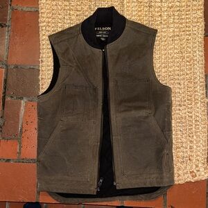 Filson Men's Dark Brown TIN CLOTH INSULATED WORK VEST